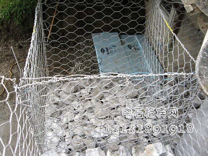 鍍鋅賓格網(wǎng)咨詢(xún)13131891918 鍍鋅賓格網(wǎng)咨詢(xún)13131891918